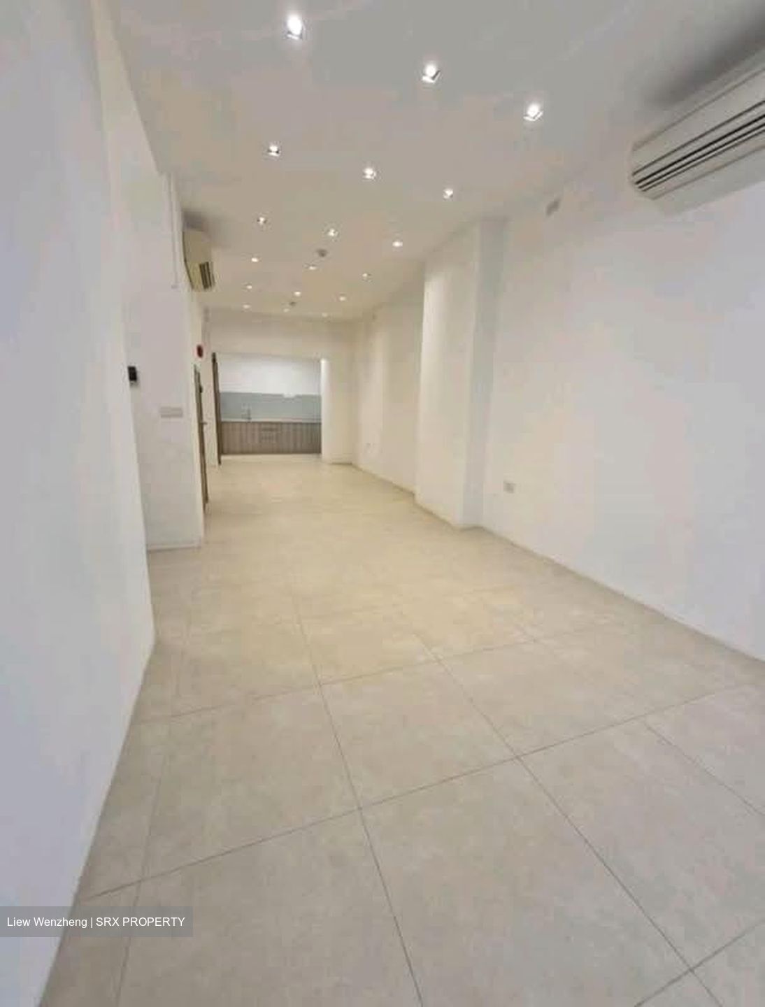 Serangoon Road (D8), Shop House #563182011